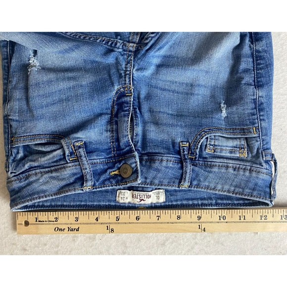 Hollister Jeans Womens Distressed Low Rise Medium Wash Denim Blue Size 24x33 - Picture 2 of 12
